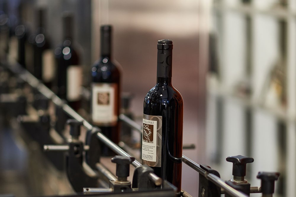 Bottling machine